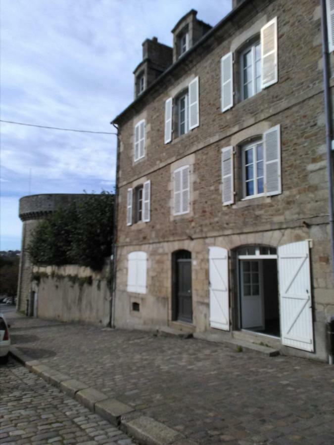 Gate House Lodge 迪南 外观 照片